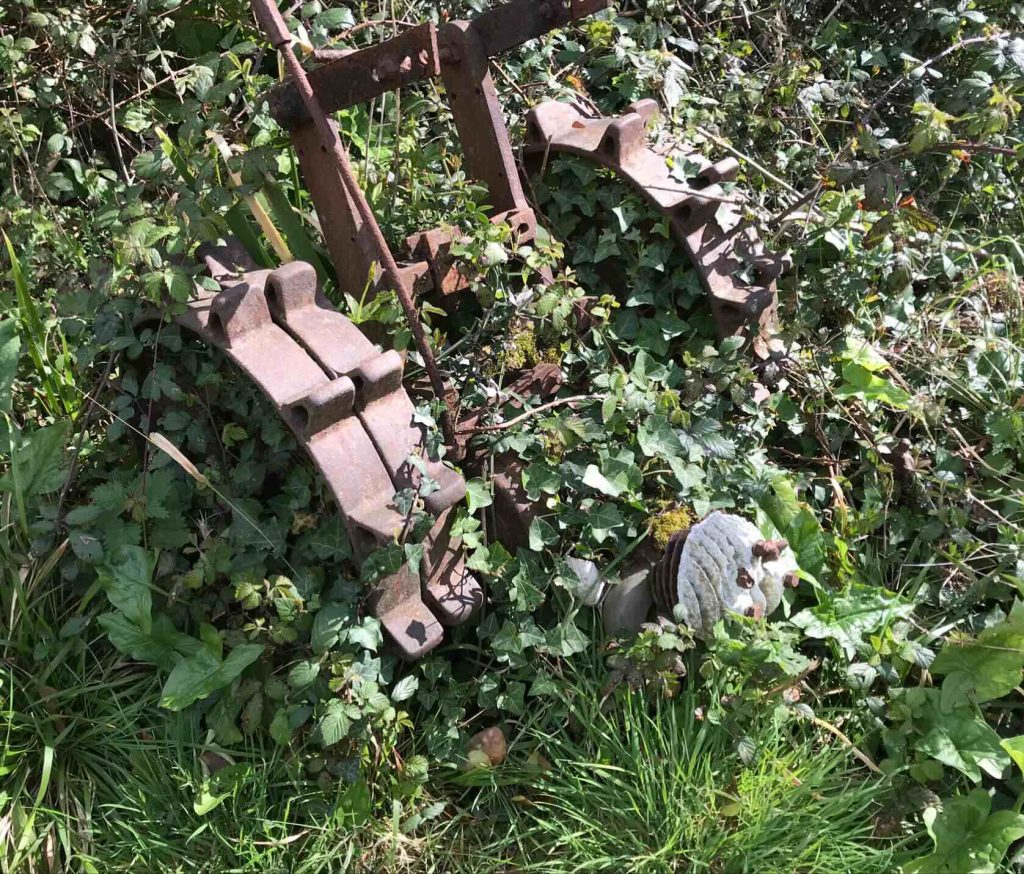 Mechanisation evidence on the plats of Plat Farmers Donkeys being superseded by machinery?