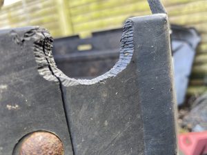 rats can chew through thick plastic compost bins